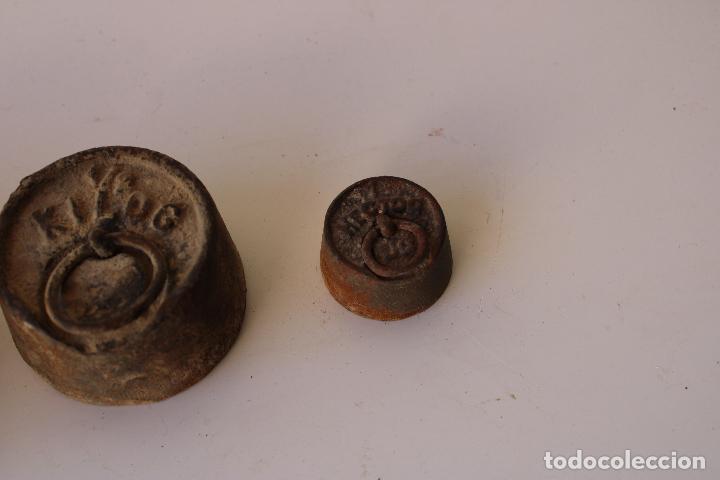 Antig&uuml;edades: juego de 4 pesas ponderales - Foto 3