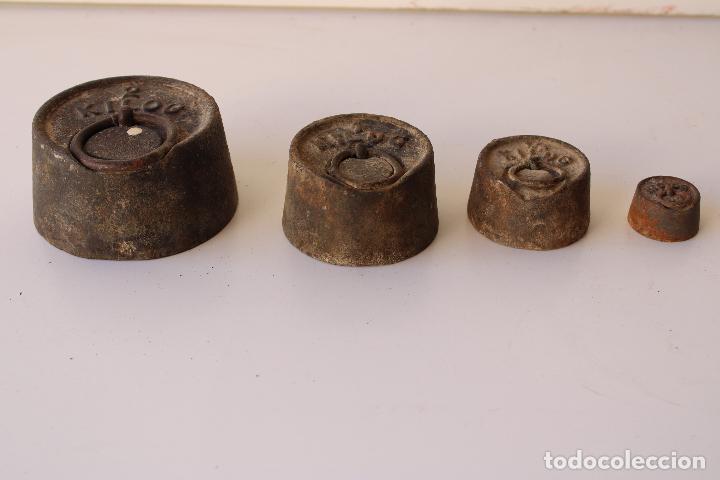 Antig&uuml;edades: juego de 4 pesas ponderales - Foto 4