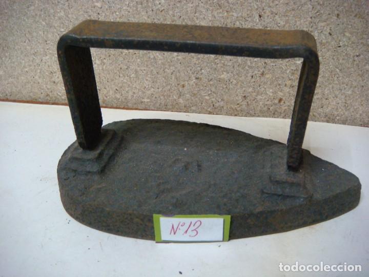 Antig&uuml;edades: PLANCHA DE HIERRO ANTIGUA-N&ordm;-13-(&) - Foto 1