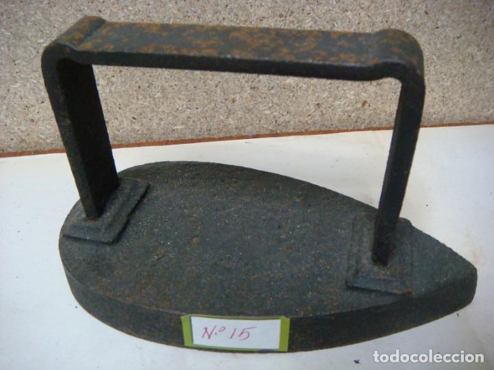Antig&uuml;edades: PLANCHA DE HIERRO ANTIGUA-N&ordm;-15-(&) - Foto 1