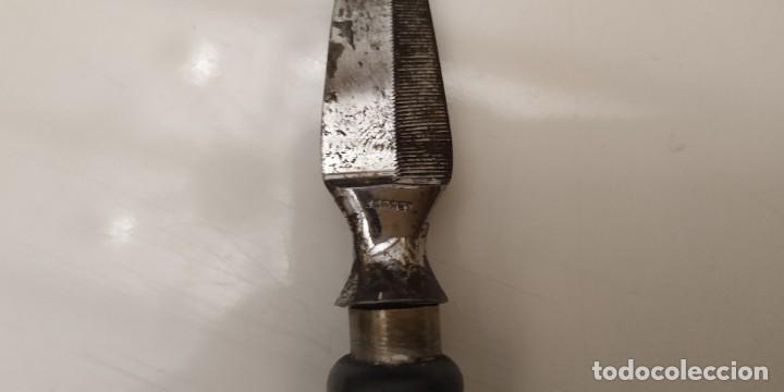 Antig&uuml;edades: ANTIGUO UTIL PARA MANICURA - Foto 7