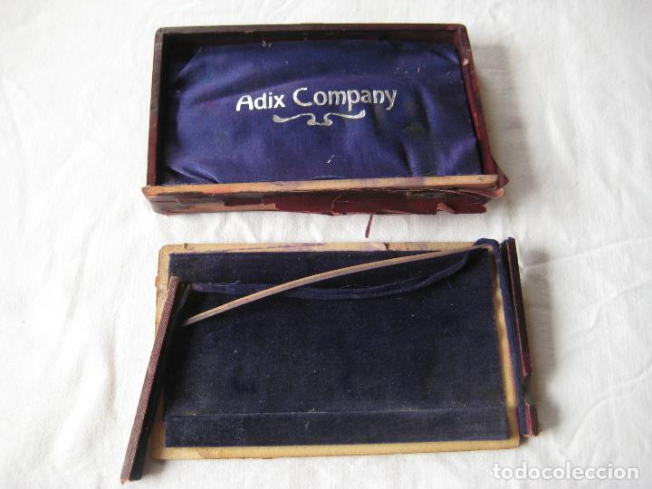 Antig&uuml;edades: CAJA DE LA CALCULADORA ADIX MUY ESTROPEADA - Foto 3
