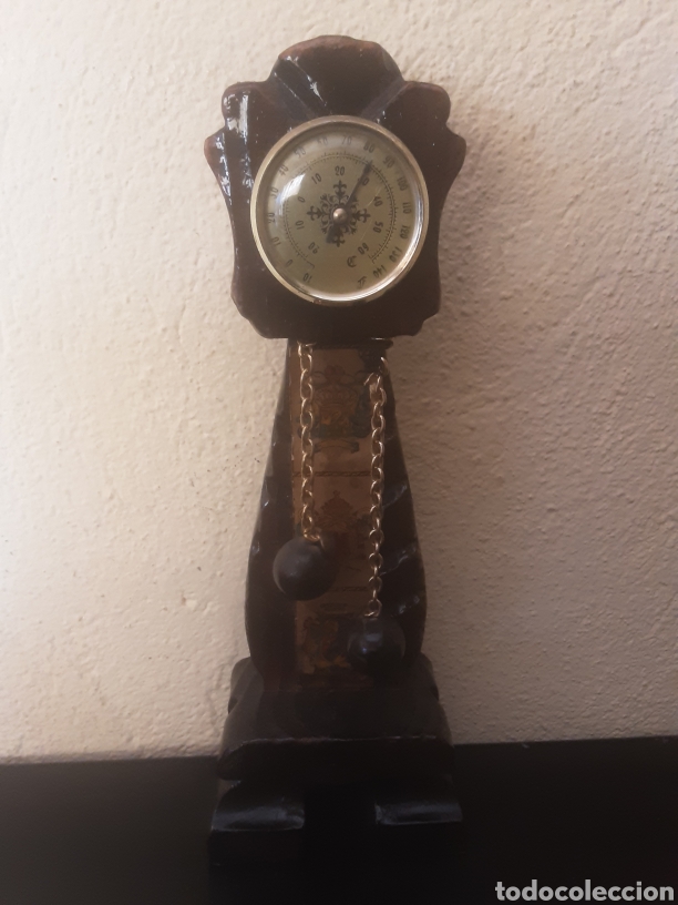 Antig&uuml;edades: Antiguo term&oacute;metro con forma de reloj de p&eacute;ndulo - Foto 2