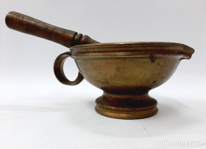 Antig&uuml;edades: Mortero y maja de bronce antiguo - Foto 7