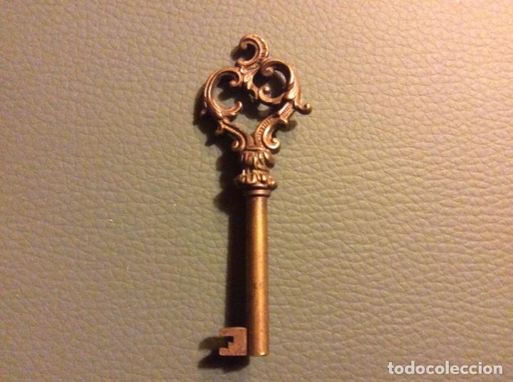 Antig&uuml;edades: Llave antigua 9cm - Foto 1