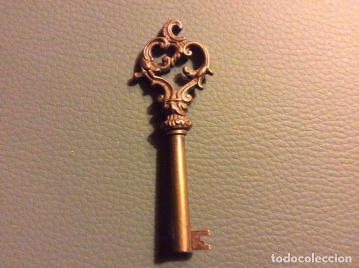 Antig&uuml;edades: Llave antigua 9cm - Foto 2