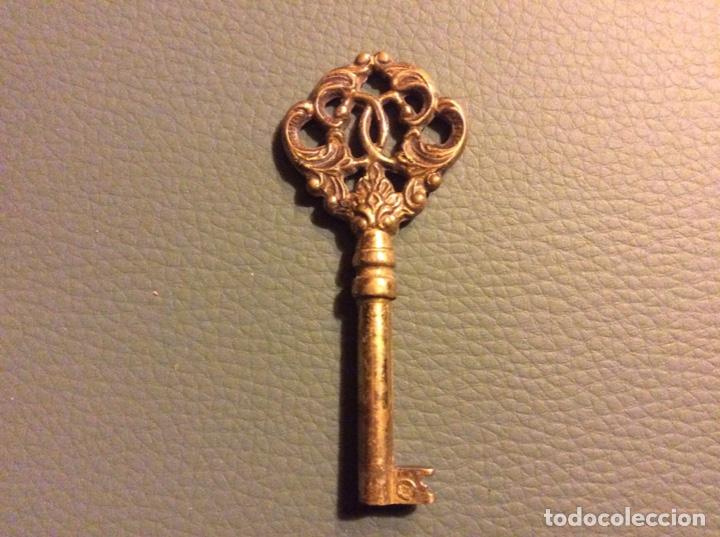 Antig&uuml;edades: Llave antigua 8cm - Foto 1