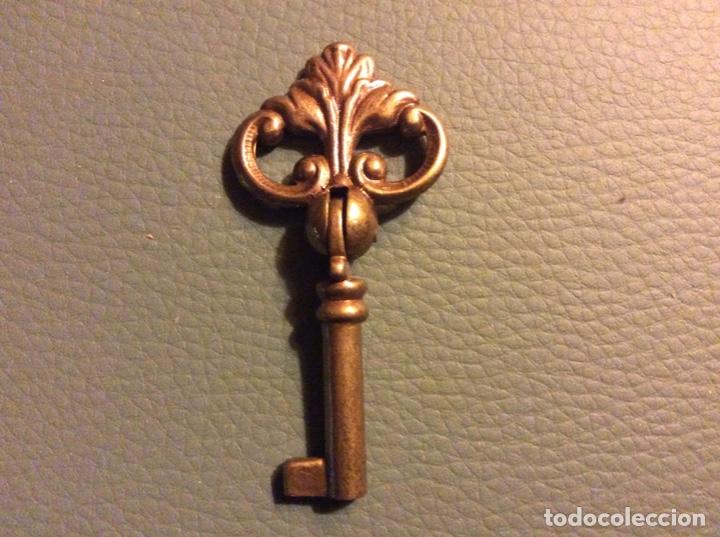 Antig&uuml;edades: Llave antigua 7cm - Foto 1