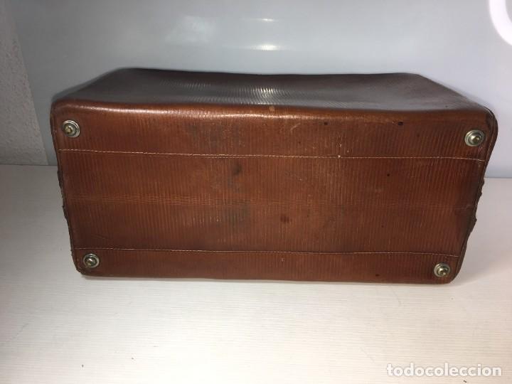 Antig&uuml;edades: ANTIGUO MALETIN DE PIEL DE MEDICO - Foto 8
