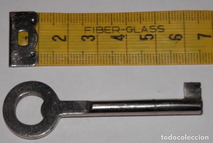 Antig&uuml;edades: LLAVE ANTIGUA EN HIERRO - Foto 1