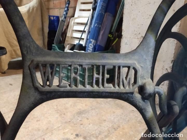 Antig&uuml;edades: Maquina coser Wertheim - Foto 4