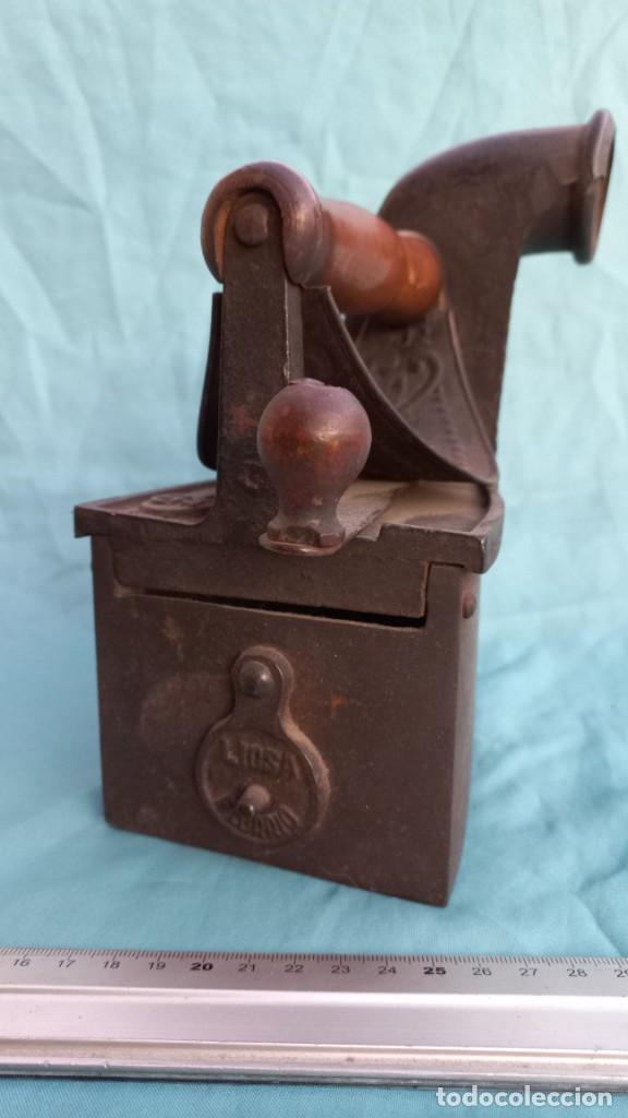 Antig&uuml;edades: Plancha de hierro tipo chimenea - Foto 4