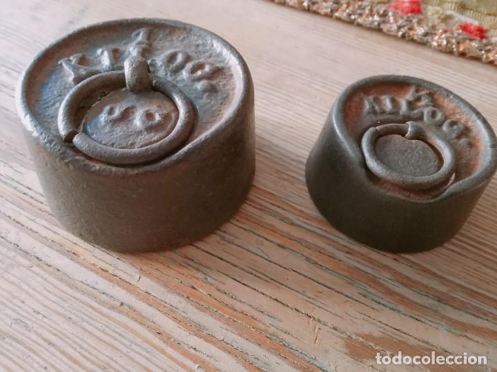 Antig&uuml;edades: Pareja de pesas antiguas - Foto 2