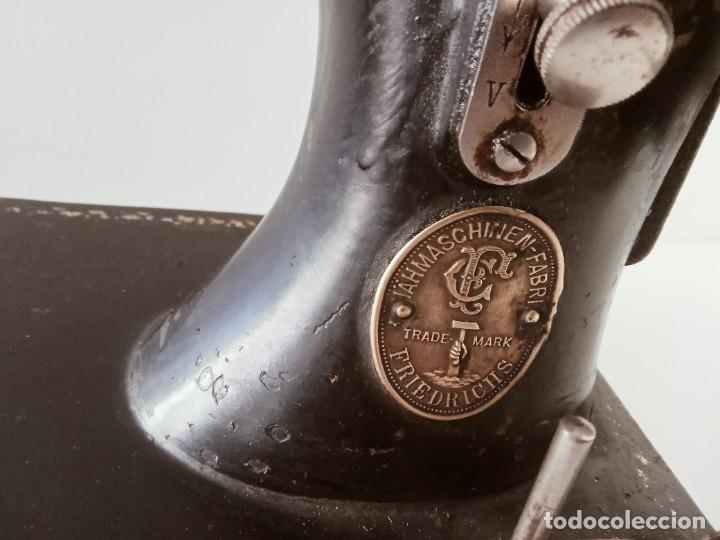 Antig&uuml;edades: M&aacute;quina de coser Friedrichs - Foto 2