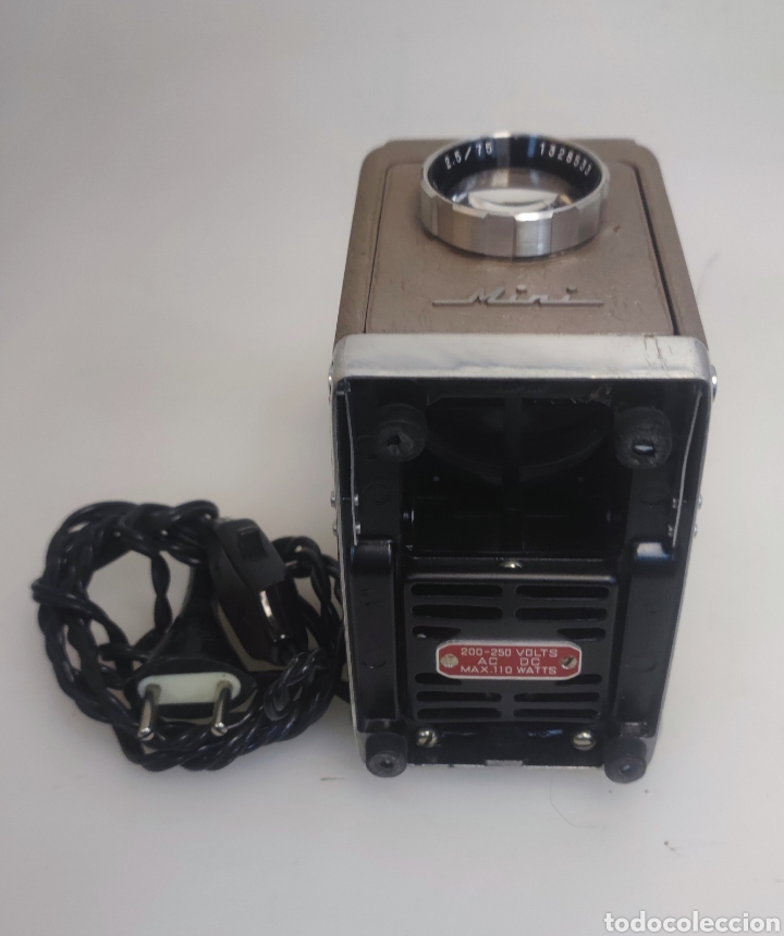 Antig&uuml;edades: Proyector diapositivas mini Minolta - Foto 9
