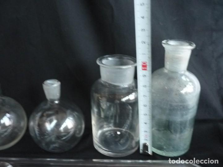 Antig&uuml;edades: Conjunto de elementos de vidrio de laboratorio - Foto 8