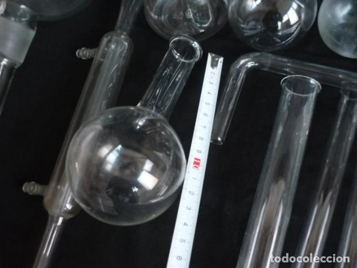 Antig&uuml;edades: Conjunto de elementos de vidrio de laboratorio - Foto 11