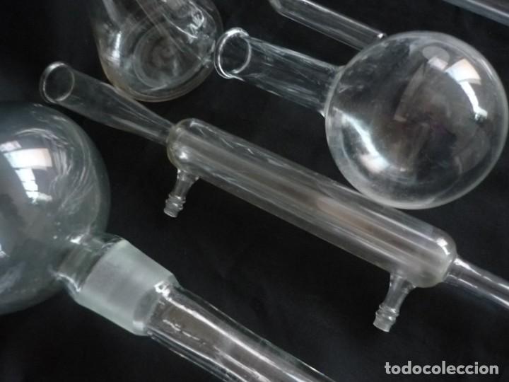 Antig&uuml;edades: Conjunto de elementos de vidrio de laboratorio - Foto 14