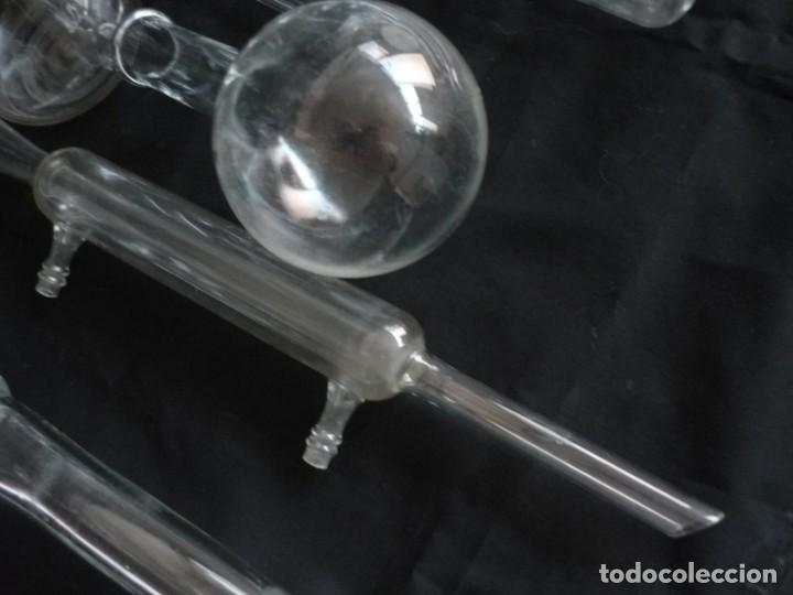 Antig&uuml;edades: Conjunto de elementos de vidrio de laboratorio - Foto 15