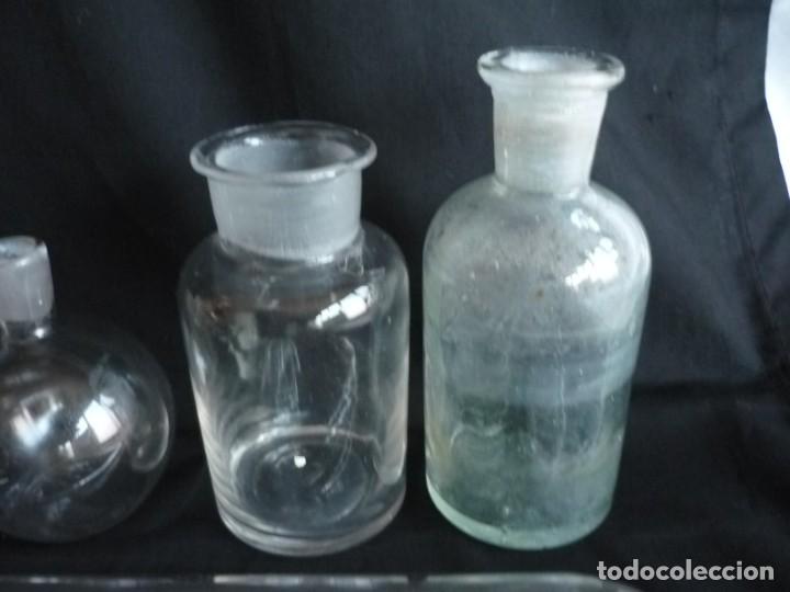 Antig&uuml;edades: Conjunto de elementos de vidrio de laboratorio - Foto 18