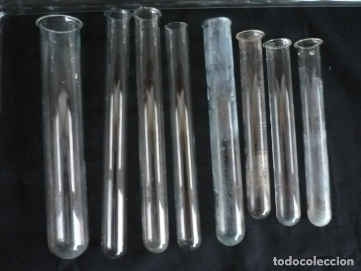 Antig&uuml;edades: Conjunto de elementos de vidrio de laboratorio - Foto 19