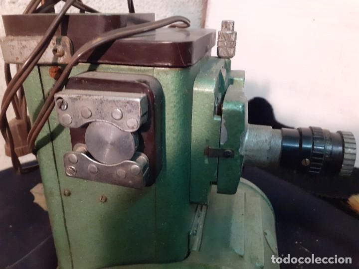 Antig&uuml;edades: Proyector Kavex FG 8 mm - Foto 6