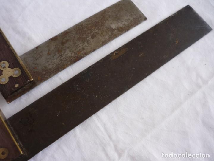 Antig&uuml;edades: 2 antiguas escuadras inglesas en hierro, bronce y madera - Foto 6