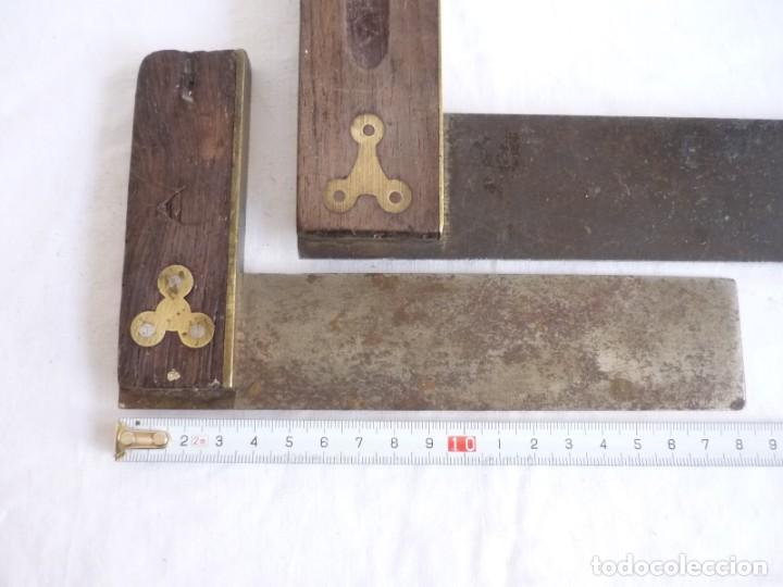 Antig&uuml;edades: 2 antiguas escuadras inglesas en hierro, bronce y madera - Foto 8