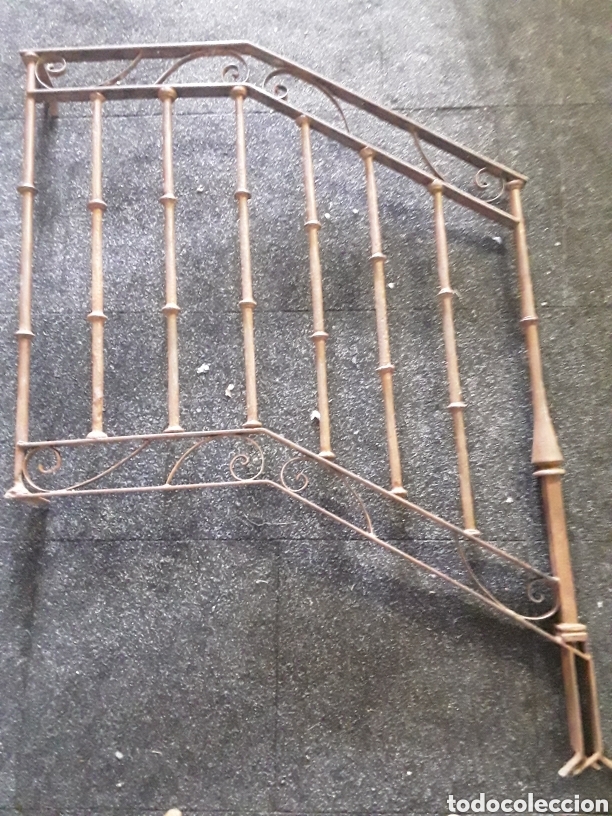 Antig&uuml;edades: Barandilla de escalera en forja ( pareja ) - Foto 7