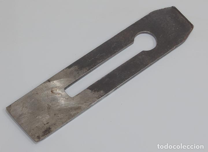 Antig&uuml;edades: CUCHILLA O HIERRO PARA CEPILLO DE CARPINTERO. - Foto 2