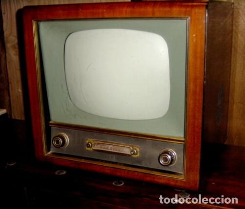 Antig&uuml;edades: Television antigua de madera marca Philips - Foto 5