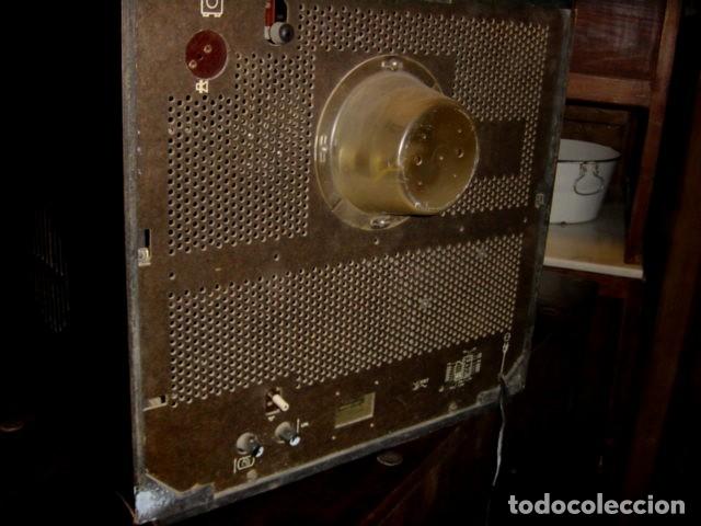 Antig&uuml;edades: Television antigua de madera marca Philips - Foto 8