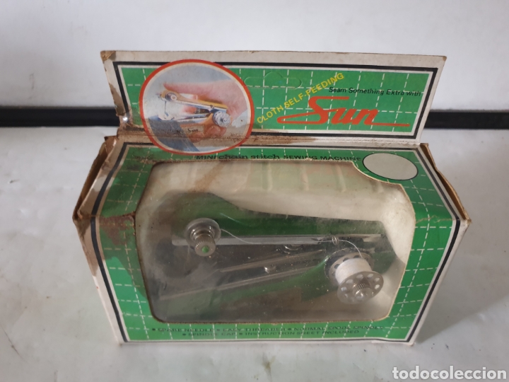 Antig&uuml;edades: M&Aacute;QUINA DE COSER MANUAL - Foto 4