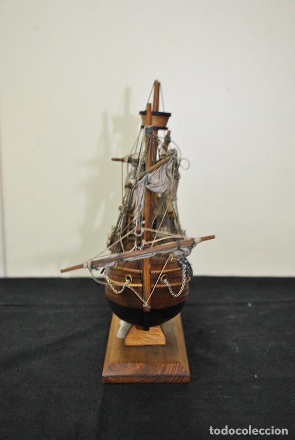 Maqueta de Barco en Madera. Carabela Santa María Escala 1:65