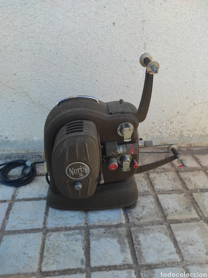 Antig&uuml;edades: Antiguo Proyector de Cine Noris 8 - Foto 6
