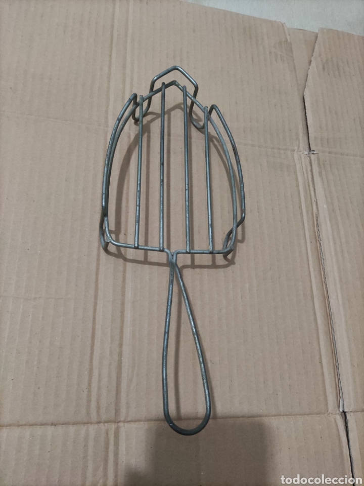 Antig&uuml;edades: Soporte para Plancha. - Foto 1