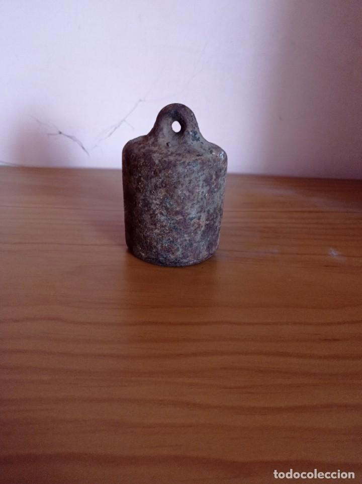 Antig&uuml;edades: Pesa de b&aacute;scula romana - Foto 1