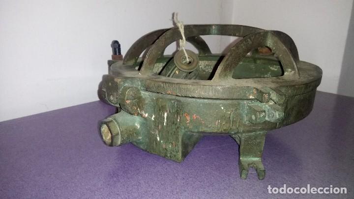 Antig&uuml;edades: FARO de BARCO, BRONCE. - Foto 6