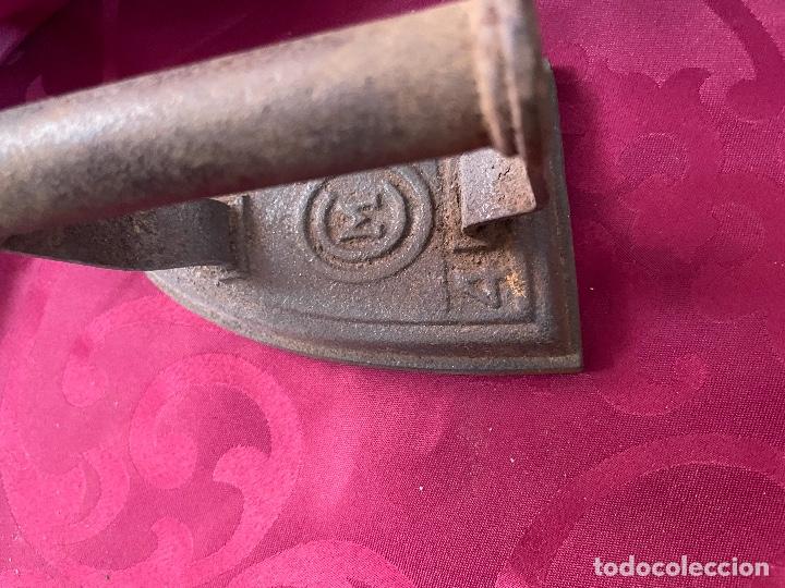 Antig&uuml;edades: Plancha antigua 4S CCM - Foto 3