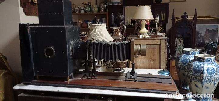 Antig&uuml;edades: ANTIGUA M&Aacute;QUINA DE PROYECCI&Oacute;N PRE-CINE - Foto 1