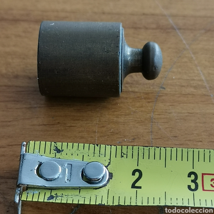 Antig&uuml;edades: Peso de bronce de 25grs, para balanza - Foto 2