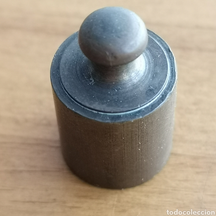 Antig&uuml;edades: Peso de bronce de 25grs, para balanza - Foto 3