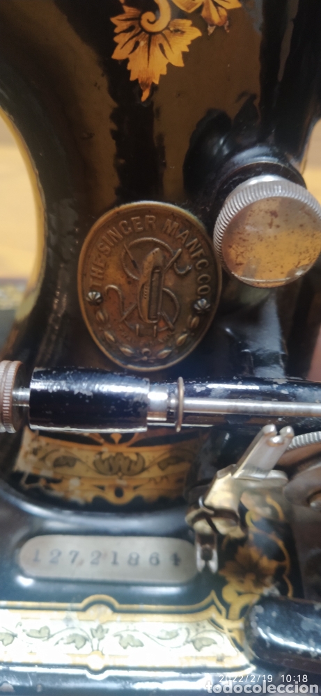 Antig&uuml;edades: Singer Port&aacute;til de manivela con accesorios e instrucciones - Foto 28