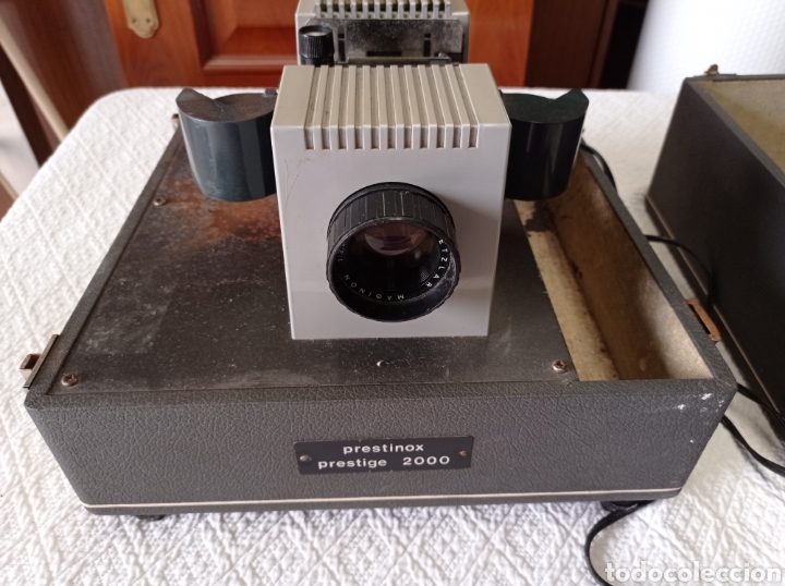 Antig&uuml;edades: PROYECTOR 35MM PRESTINOX PRESTIGE 2000. - Foto 1