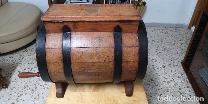 Antig&uuml;edades: Antigua mantequera manual REF.LV020 - Foto 2
