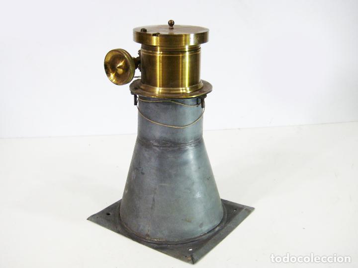 Antig&uuml;edades: ANTIGUO OBJETIVO DE LINTERNA M&Aacute;GICA O PROYECTOR - Foto 1