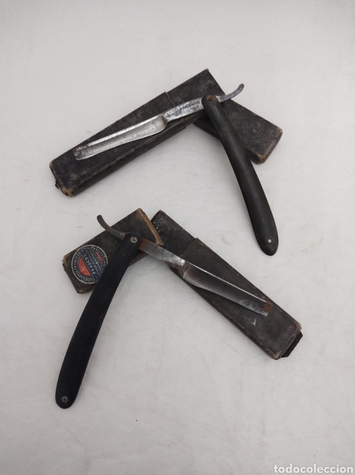 Antig&uuml;edades: Pareja de navajas de barberia - Foto 1