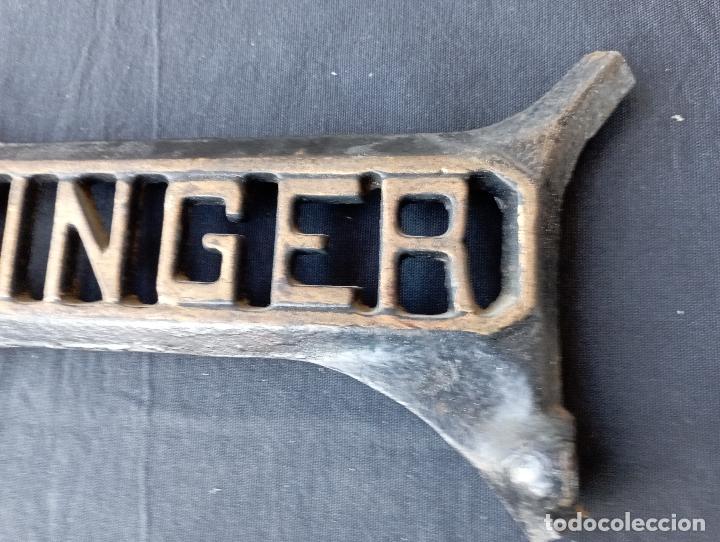 Antig&uuml;edades: SINGER,EN FUNDIDO. - Foto 3