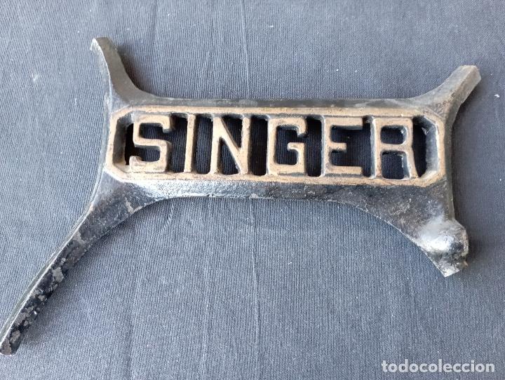 Antig&uuml;edades: SINGER,EN FUNDIDO. - Foto 1