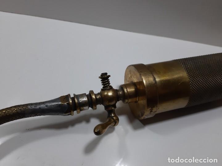 Antig&uuml;edades: ANTIGUO ENGRASADOR DE ACEITE - Foto 3